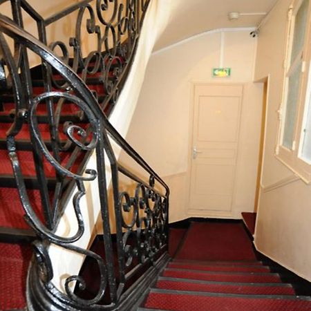 Sully Hotel Paris Bagian luar foto