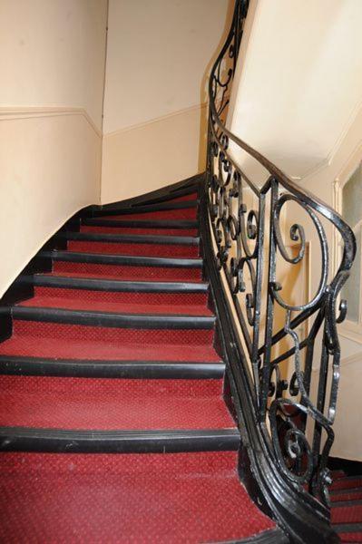 Sully Hotel Paris Bagian luar foto