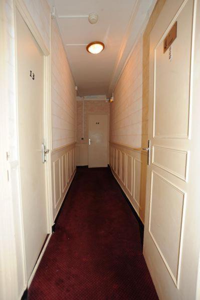 Sully Hotel Paris Bagian luar foto