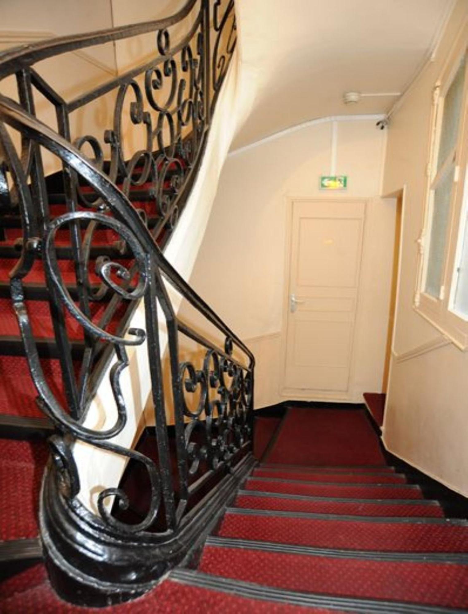 Sully Hotel Paris Bagian luar foto